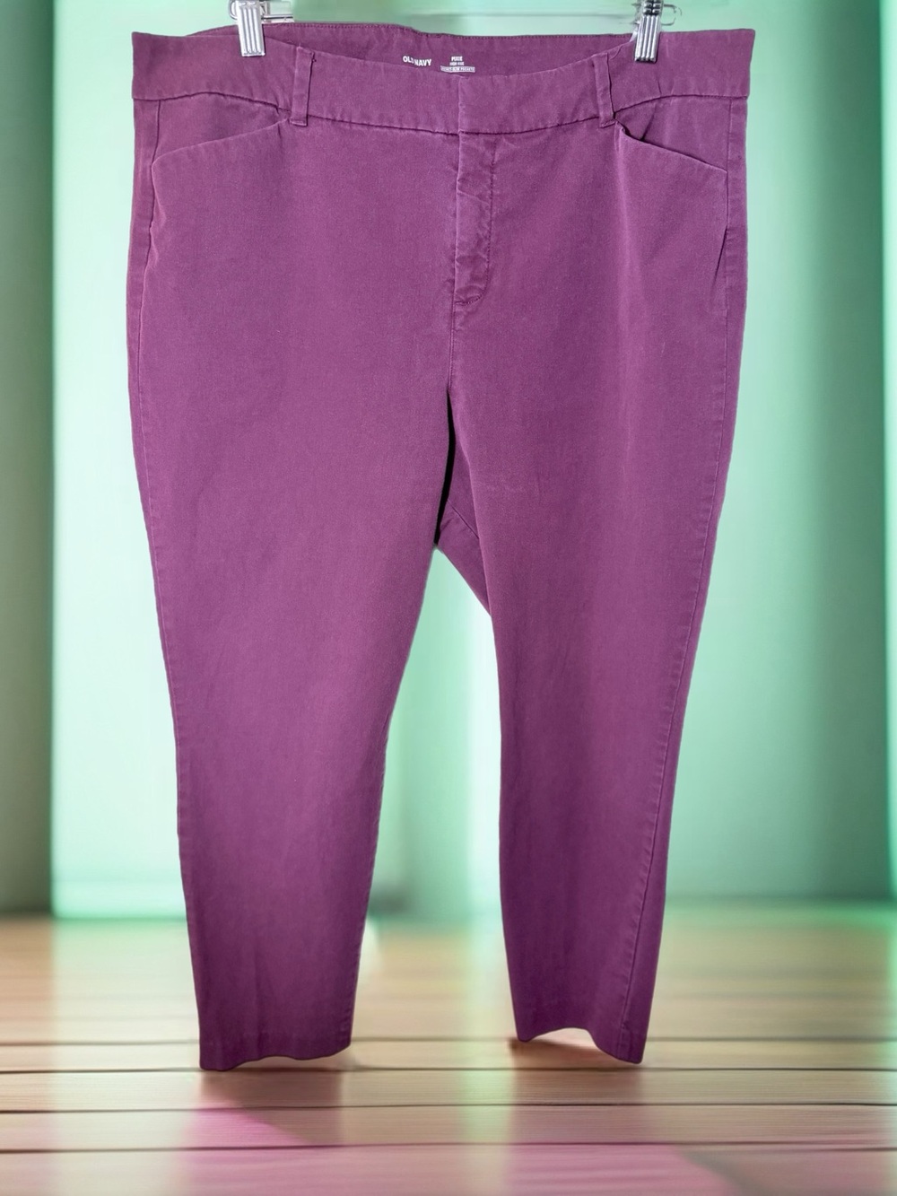 Old Navy Pixie High-Rise Slim Chinos in Berry 18